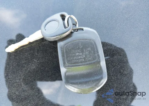 2005 Cadillac Xlr Standard z USA, uszkodzony, nr VIN 1G6YV34A255603974